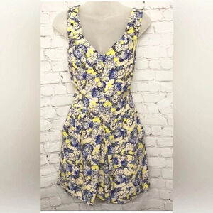 👑BCBG GENERATION FLORAL ROMPER JUMPSUIT OPEN BACK